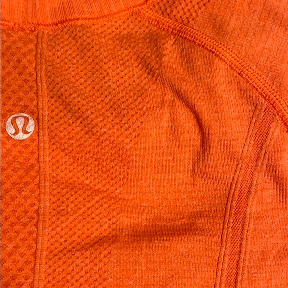 lululemon swiftly tech short sleeve size 8 - Picture 3 of 5